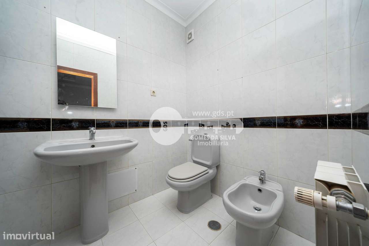 T5 Duplex na Rua Bernardo Sequeira, São Vítor-29