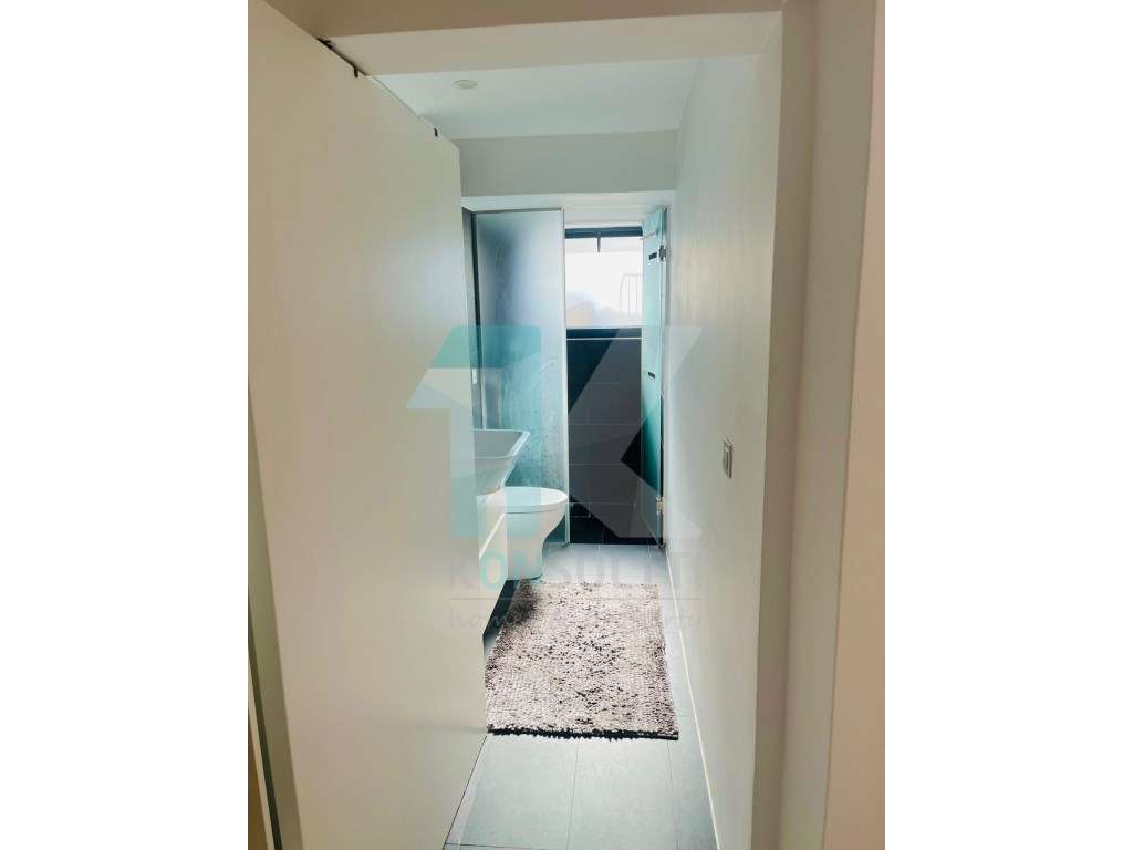 Moradia T3 + T2 em São João do Estoril - Alapraia-57