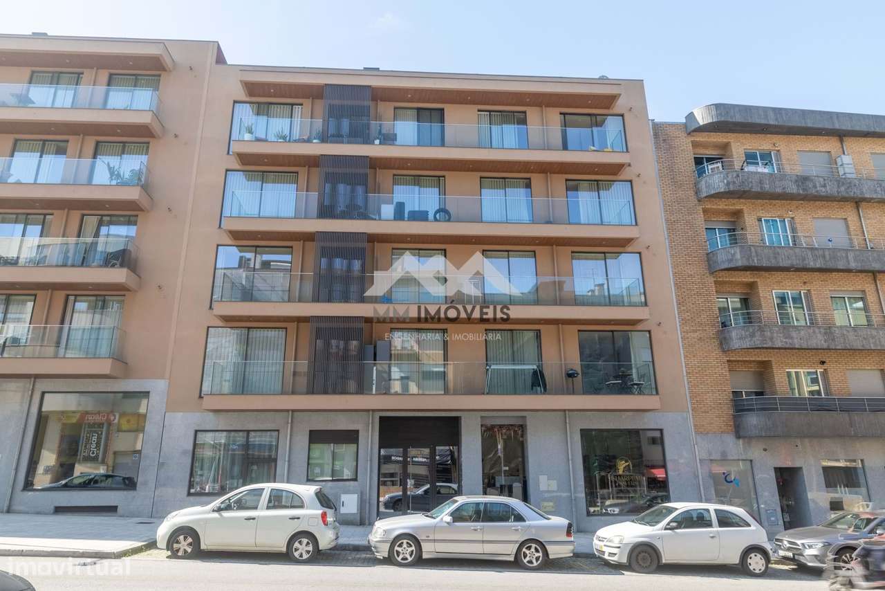 Apartamento T2 | Leça Balio | 2 Varandas | 2 Frentes Solares | L. Gara - Grande imagem: 4/47