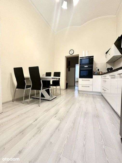 Super lokalizacja z widokiem na Aleję Fontann-13