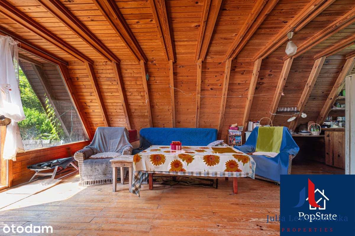 Działka budowlana z domkiem letniskowym-14