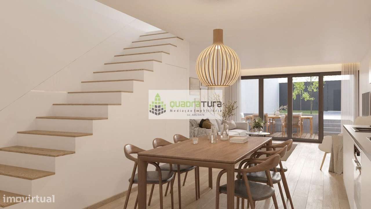 Apartamento T1+1 Duplex com JARDIM | Av. Fernão Magalhães | Porto - Grande imagem: 2/11