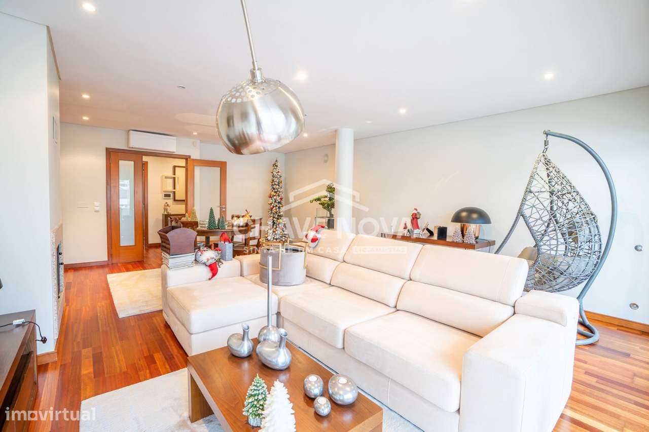 Andar Moradia T3 em S. Mamede do Coronado - Grande imagem: 2/27