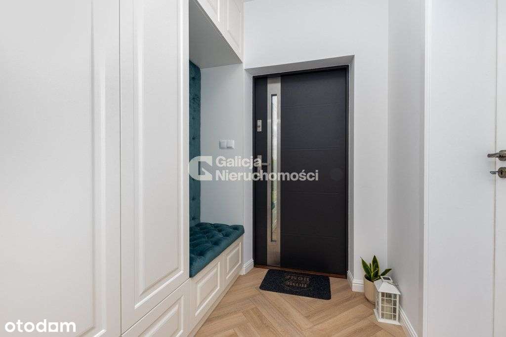 Komfortowy dom parterowy z użytkowym poddaszem-14