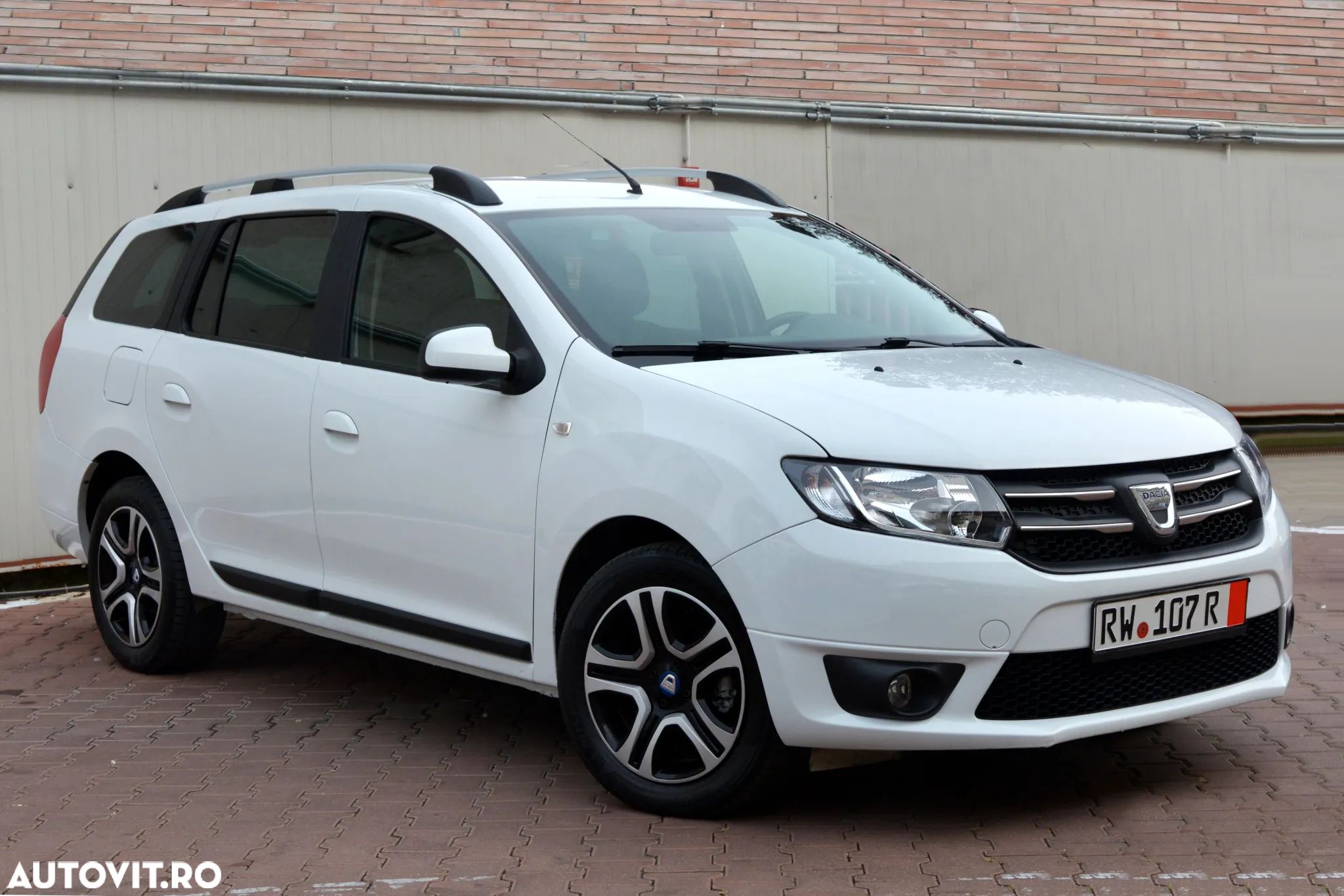 Dacia Logan - 1