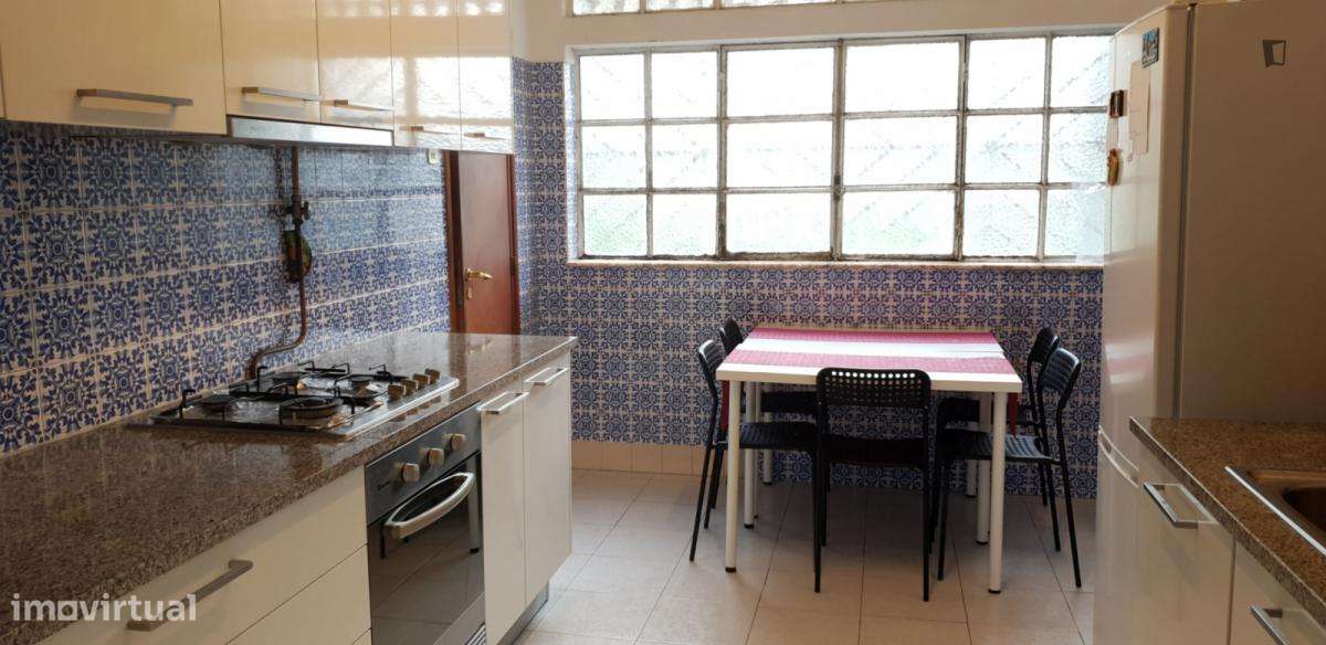 Quarto - localizado em Celas Coimbra Portugal Coimbra - Grande imagem: 2/9