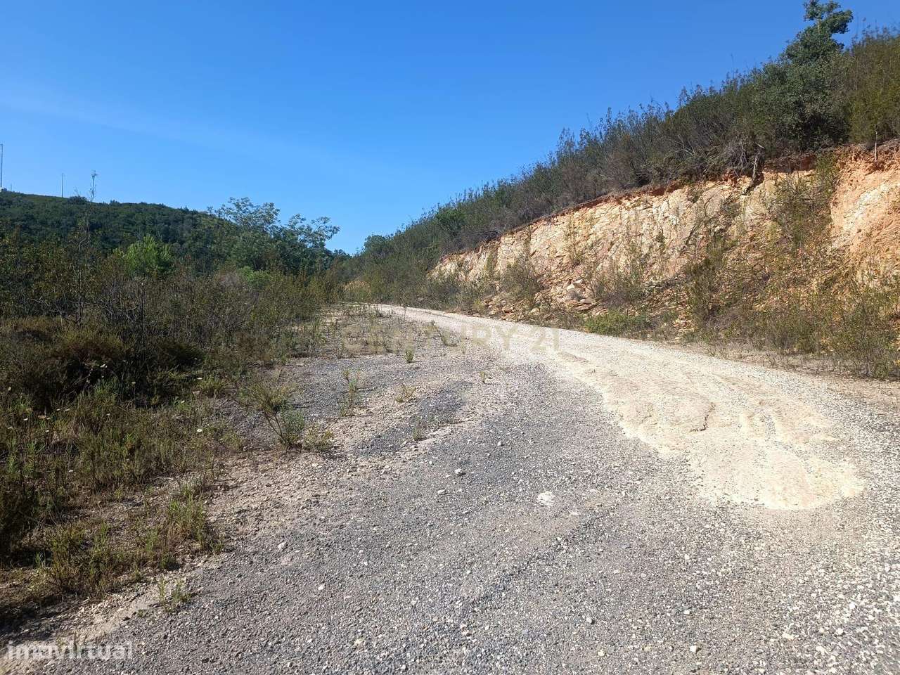 Terreno Rustico com 26320m para venda na Fonte Ferrosa - S. Bartolomeu - Grande imagem: 4/16
