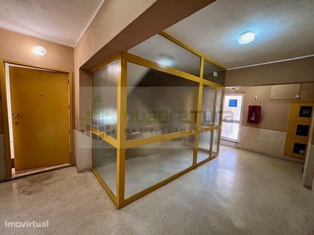 Apartamento T3 com Varanda e vistas desafogadas | Santa Luzia | Par...-20