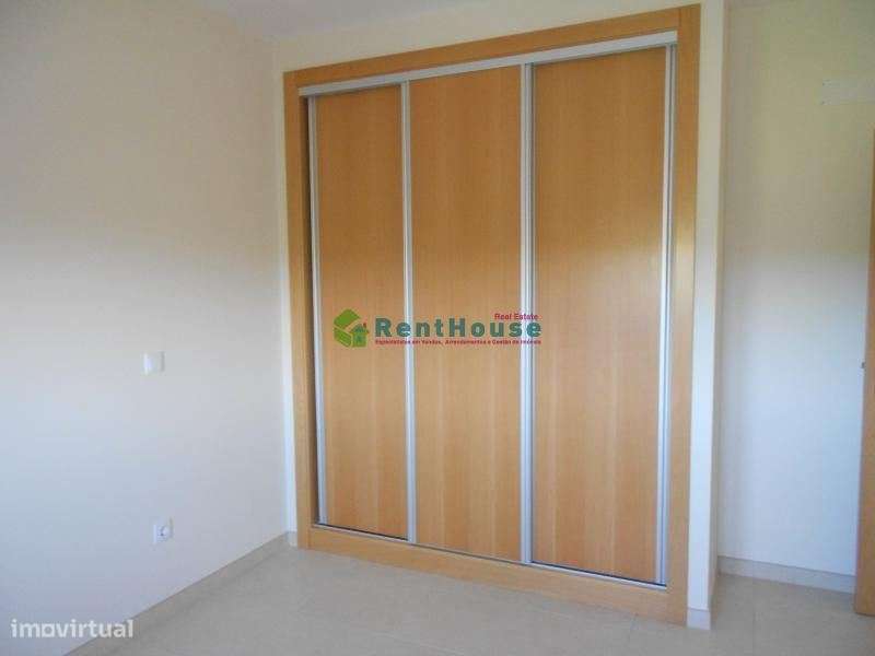 Andar Moradia T2 Semi-Nova - Grande imagem: 4/8