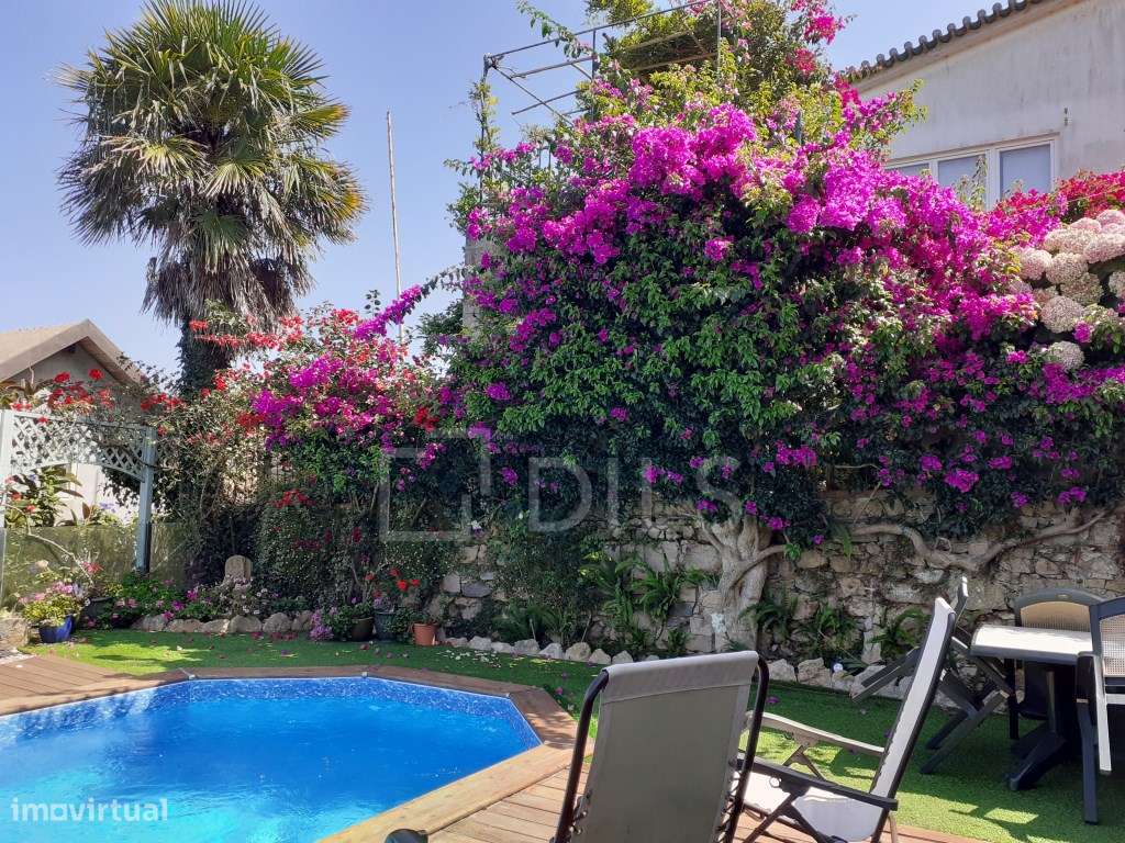 Moradia T3 com vista mar, situada em Sintra - Grande imagem: 2/28