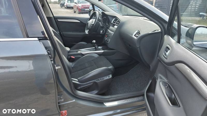 Citroën C4 2.0 HDi Exclusive - 30