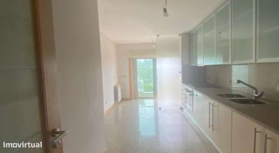 Apartamento T2 para venda em São Félix da Marinha - Grande imagem: 2/8