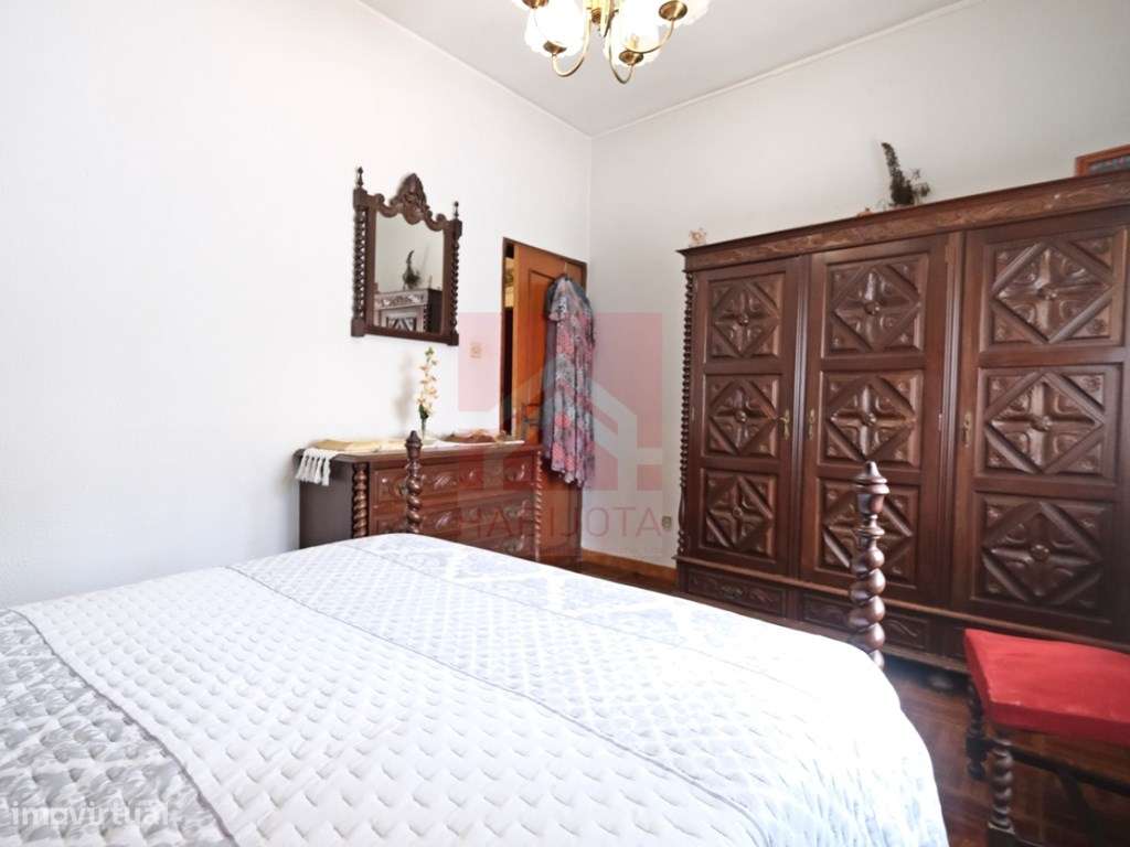 Moradia V3+1 em Fânzeres-20