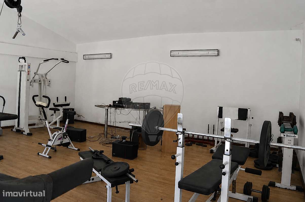 Moradia T4 para venda-29