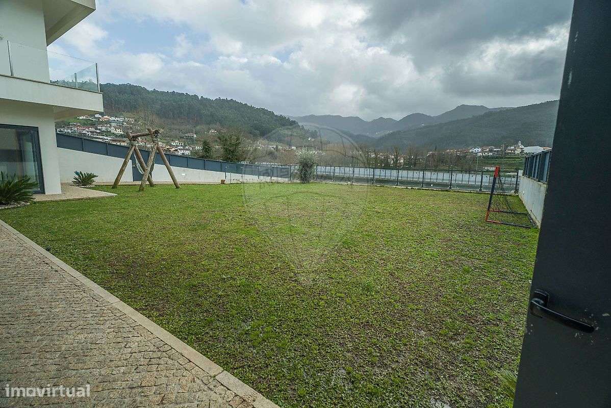 Moradia T4 para venda - Grande imagem: 4/36