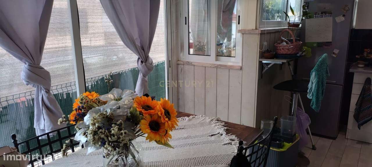 Moradia T3 em Parque verde, Fernão Ferro-9