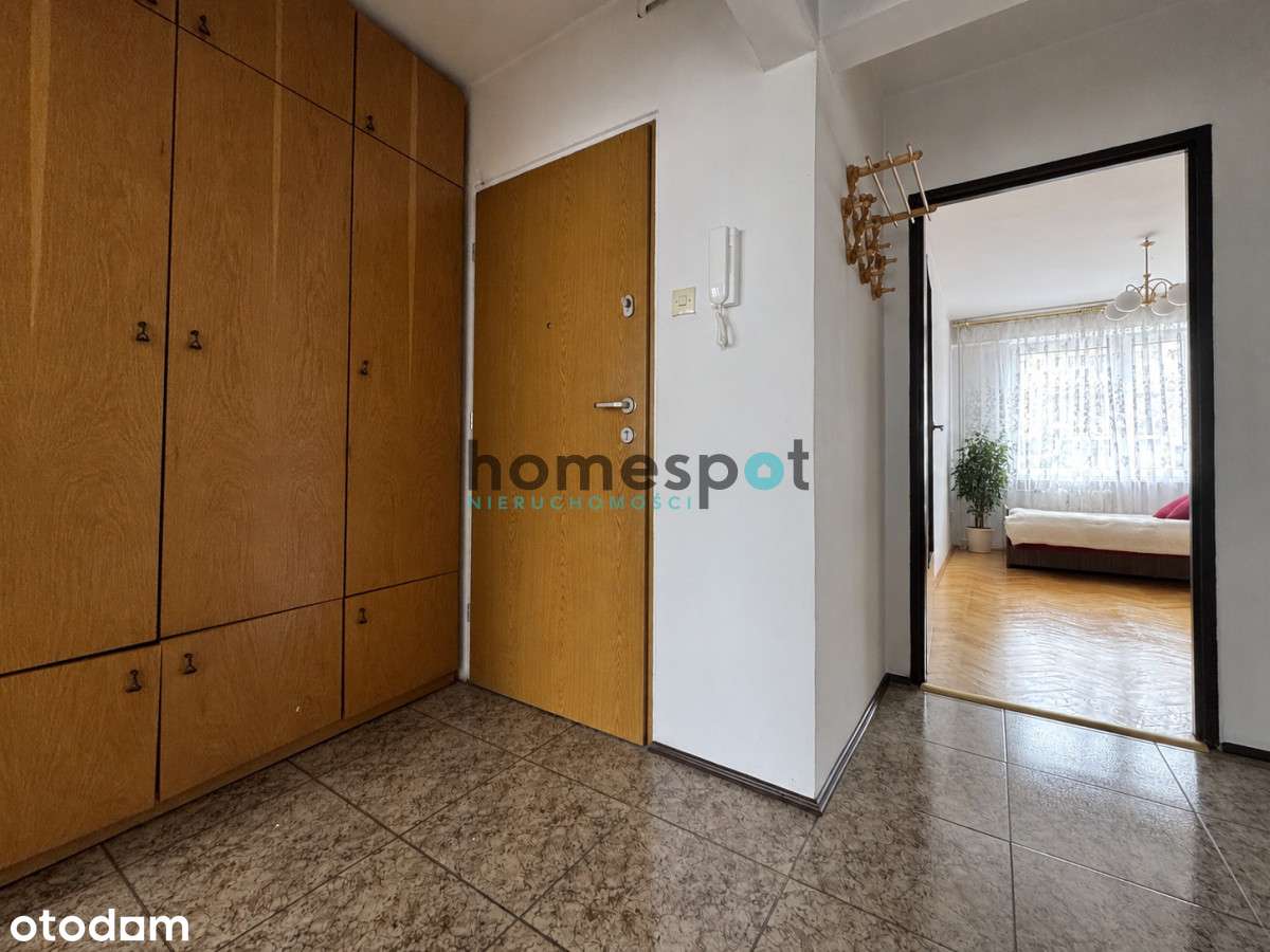 | Rezerwacja | 2 pokoje | Przestronna loggia |-5