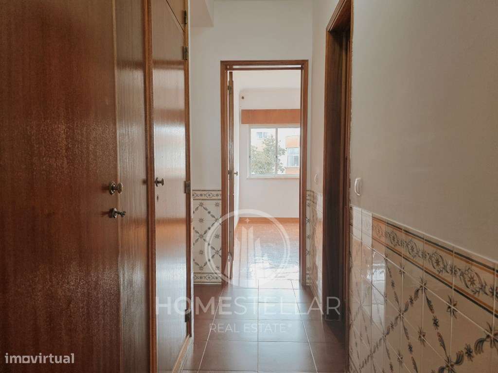 Apartamento T3 com varanda e arrecadação-25