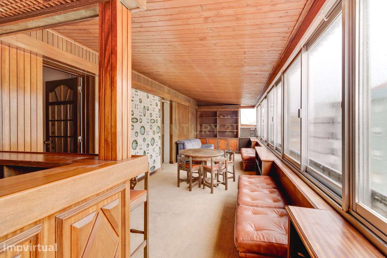 Fantástico T2 com Vista Rio em Linda-a-Velha-5