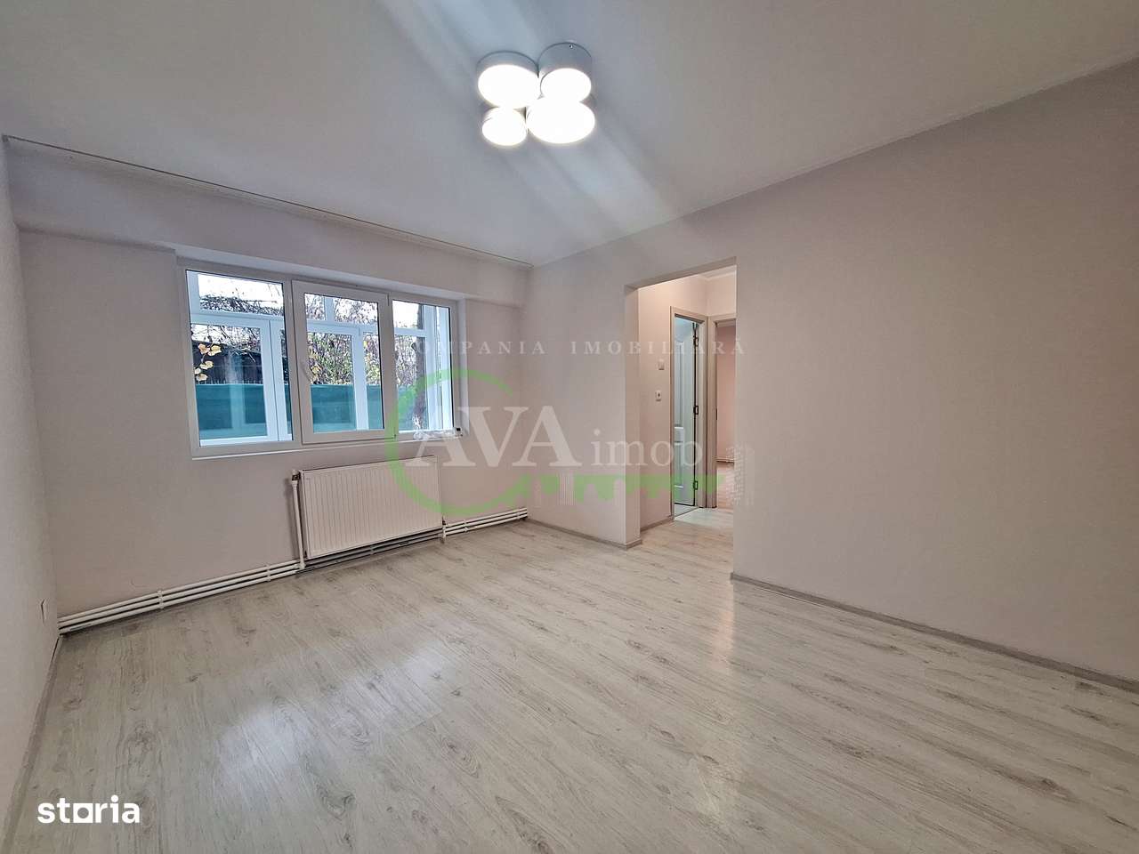 Apartament 3 camere semidecomandat | Renovat modern -Zona Miron Costin-0