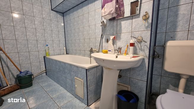 Apartament cu 3 camere de vanzare in zona Militari Lujerului-7