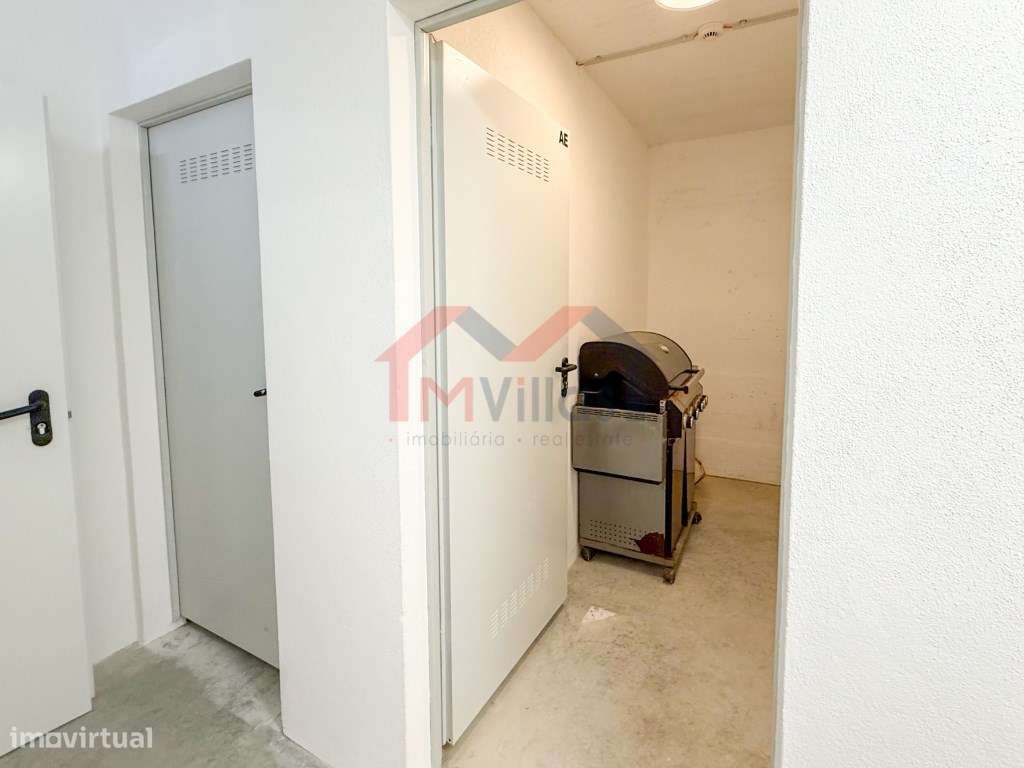 Apartamento T3 com terraço e 2 lugares de garagem no centro- São Br...-31
