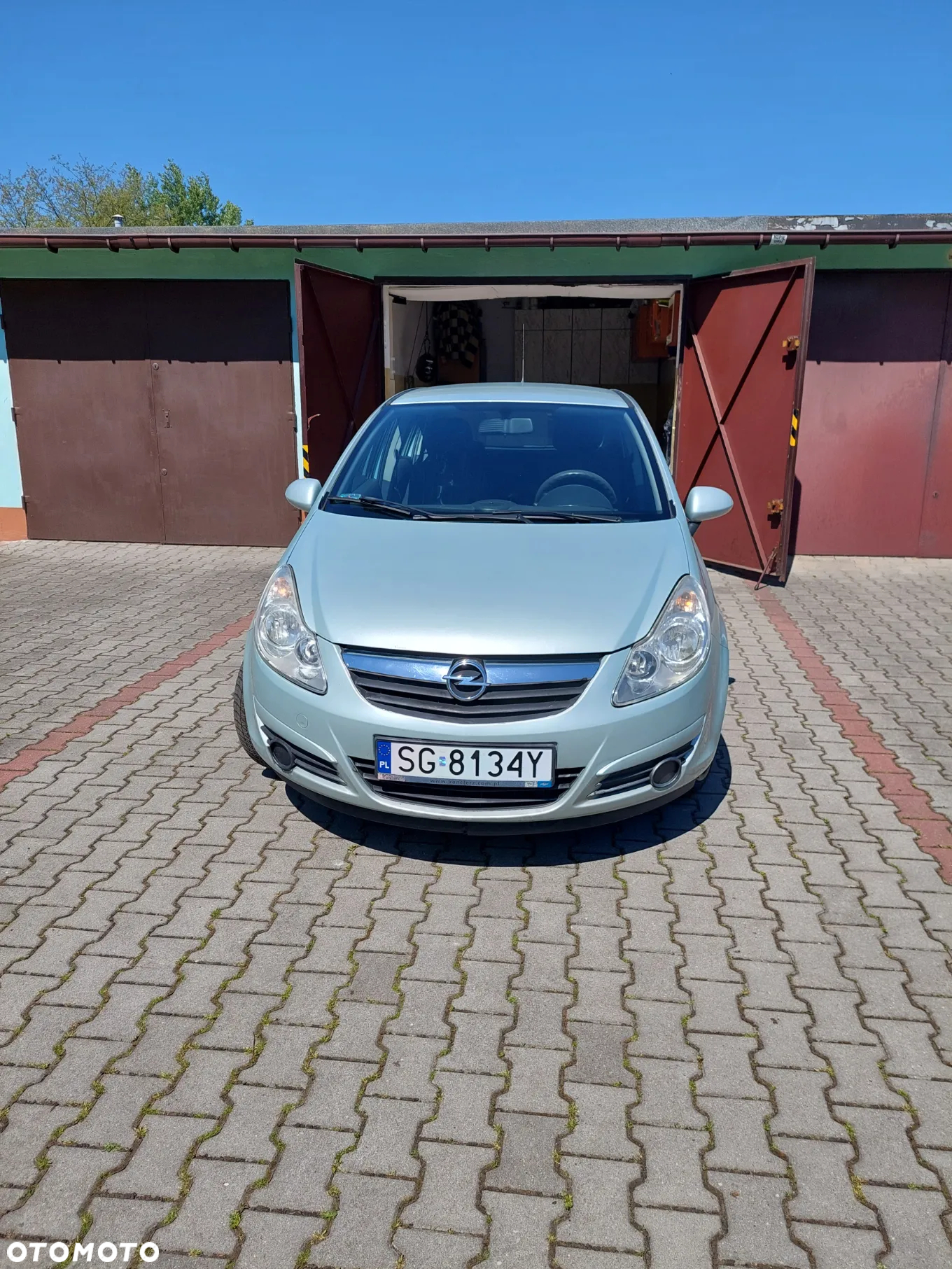 Opel Corsa 1.2 16V Cosmo - 2