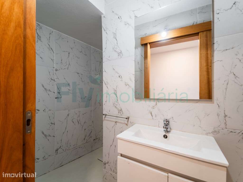 Moradia T2 + Moradia T1 Excelente Oportunidade de Investimento-11