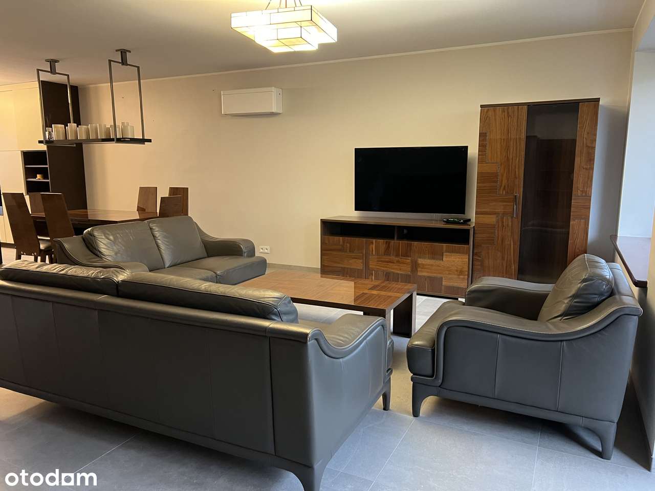 Przestronny dom na osiedlu Piaski z widokiem na Brdę - Pełny obrazek: 5/20