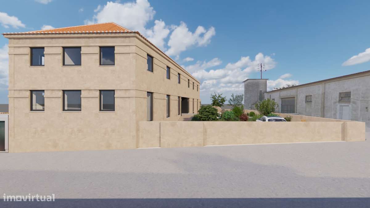 PRÉDIO COM PROJETO APROVADO PARA REABILITAÇÃO TOTAL EM RIO MAIOR - Grande imagem: 2/22