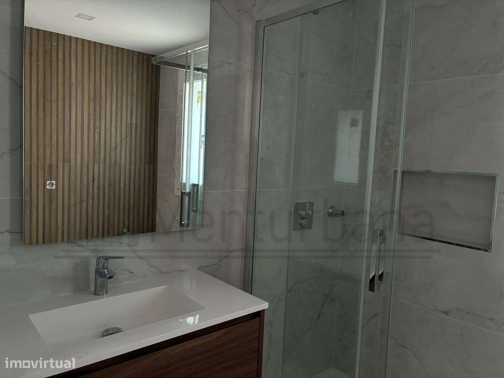 FANTÁSTICA MORADIA COM PISCINA EM MANIQUE - CASCAIS-9