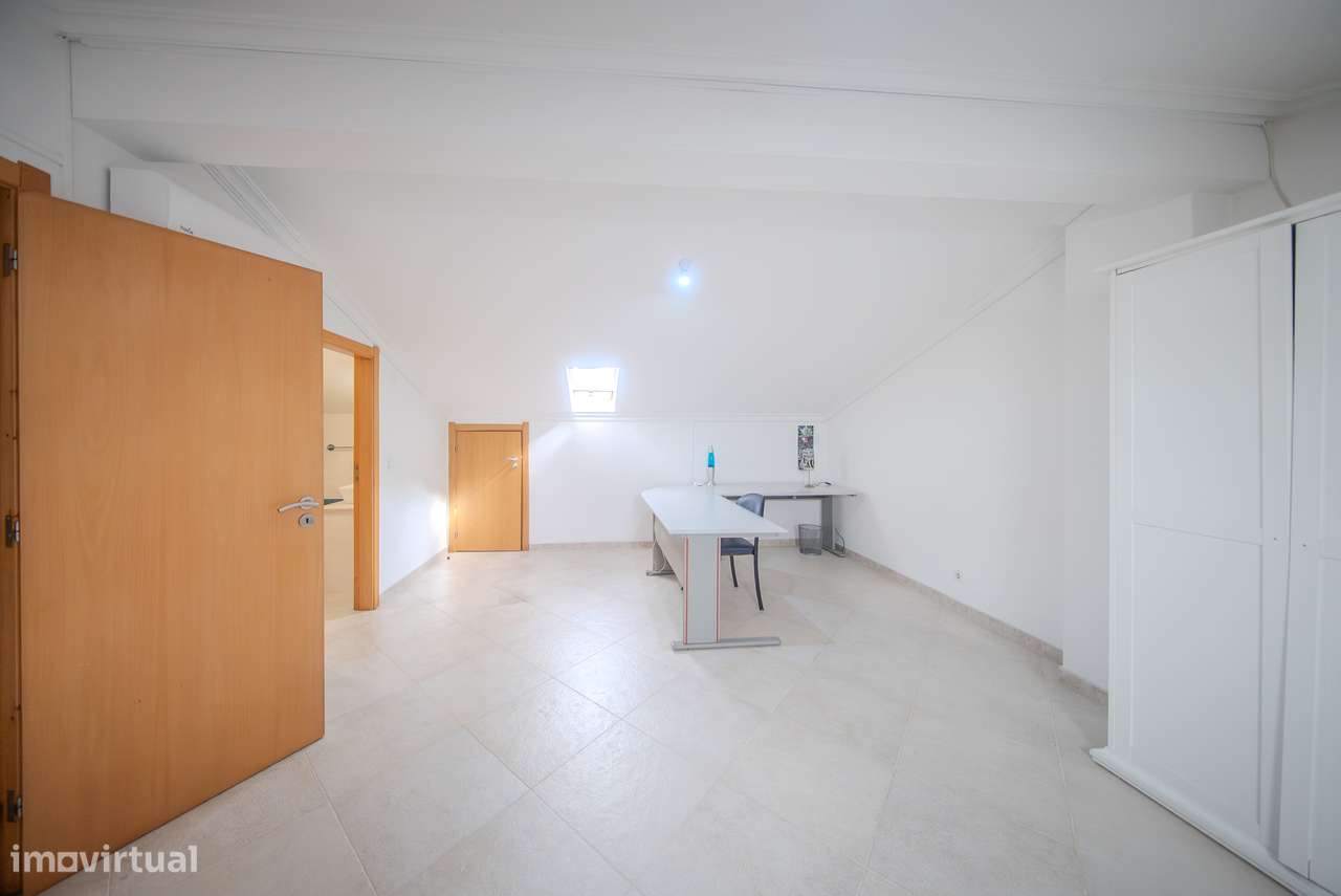 Moradia T4 Venda em Torres Novas (Santa Maria, Salvador e Santiago),To-13