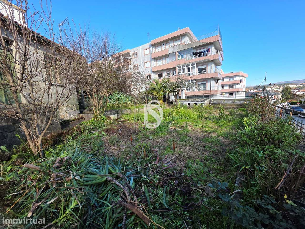 Moradia  T3 com Terreno-11