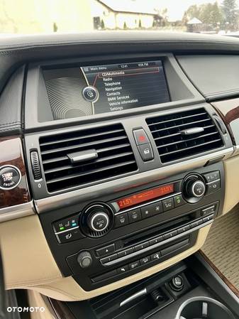 BMW X5 xDrive40d - 10