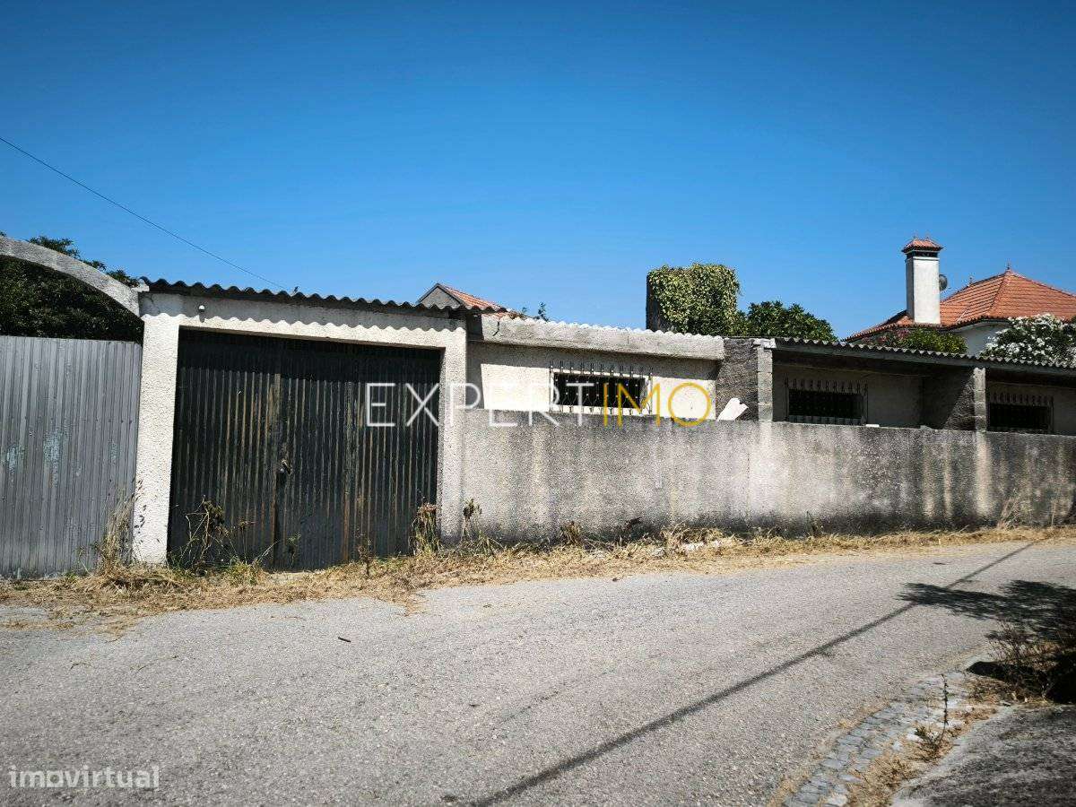 Moradia com 3 edifícios num total de 670 m2 cobertos em Santiago...-13