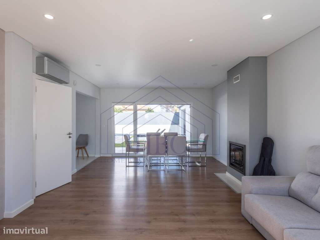 Moradia Para Venda em Brejos de Azeitão - Grande imagem: 4/43