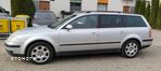 Volkswagen Passat 1.6 Basis - 21