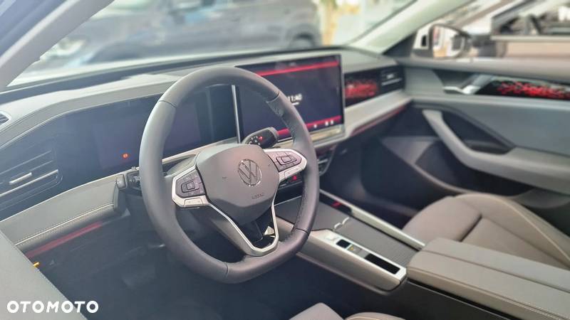 Volkswagen Passat 1.5 TSI EVO Elegance DSG - 15