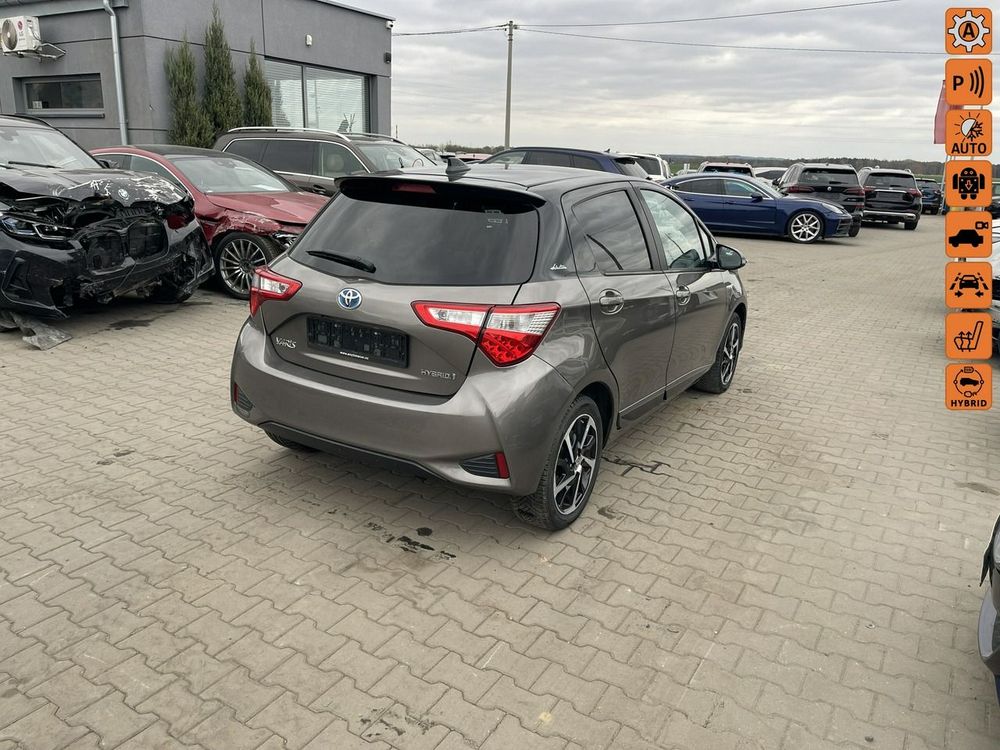 Toyota Yaris III 1.5 VVT-i Style Selection 2020