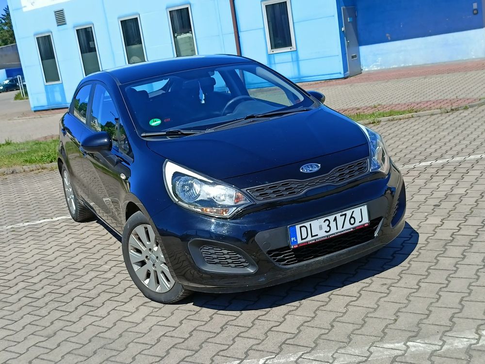Kia Rio III 1.2 Attract 2011