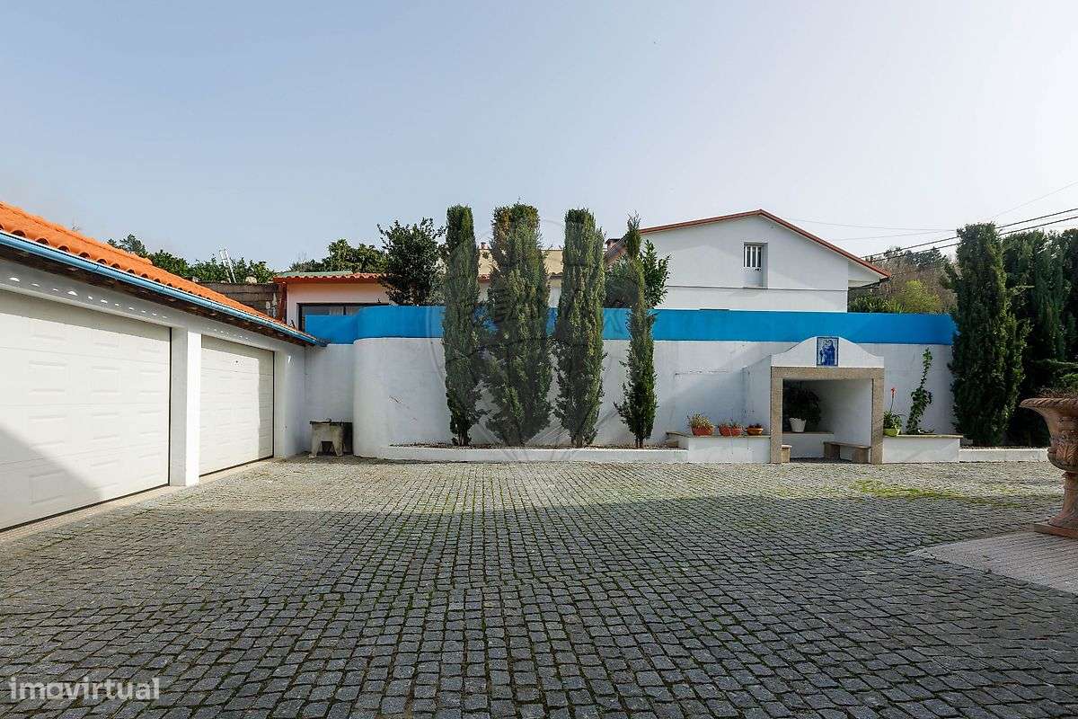 Moradia T8 para venda-9