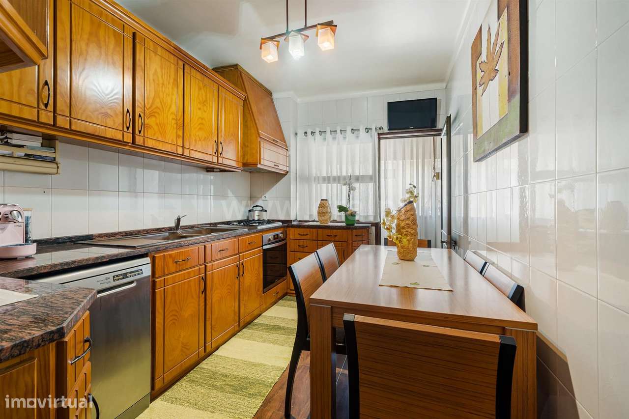 Apartamento T3 no Centro de Paredes - Grande imagem: 4/15