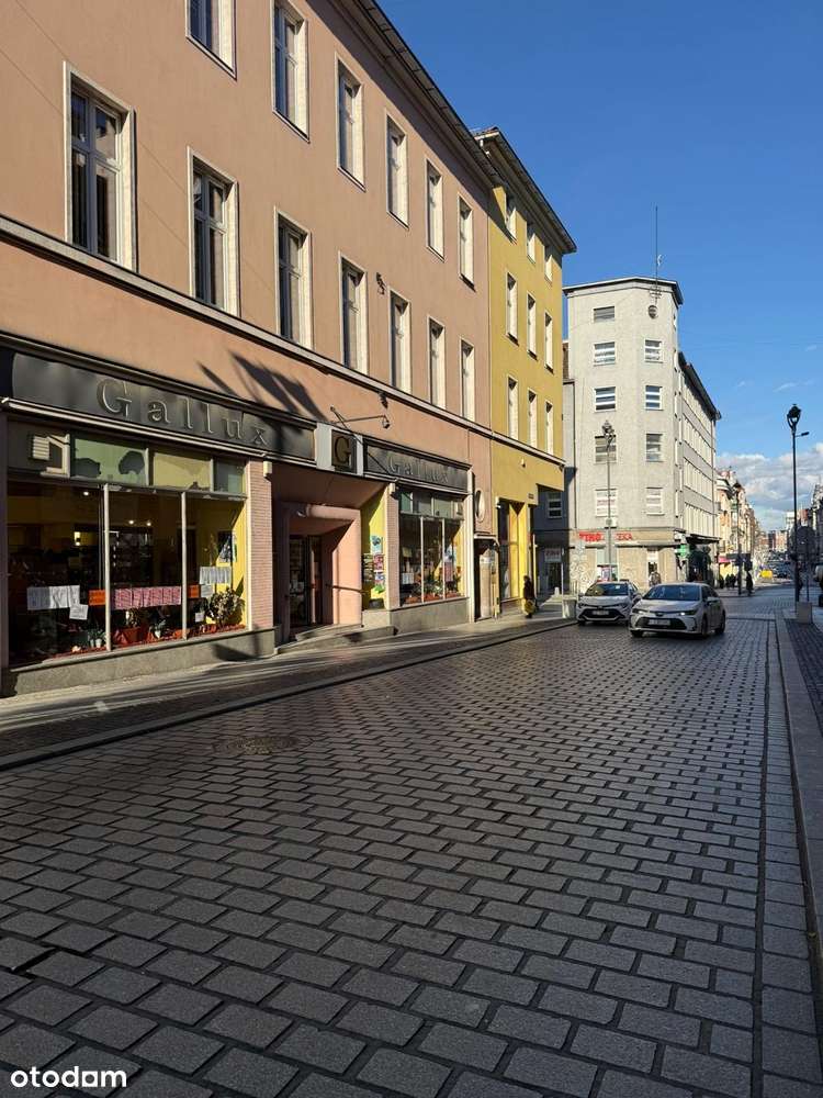 Atrakcyjny lokal do wynajęcia przy Rynku w Gliwicach - Pełny obrazek: 4/4