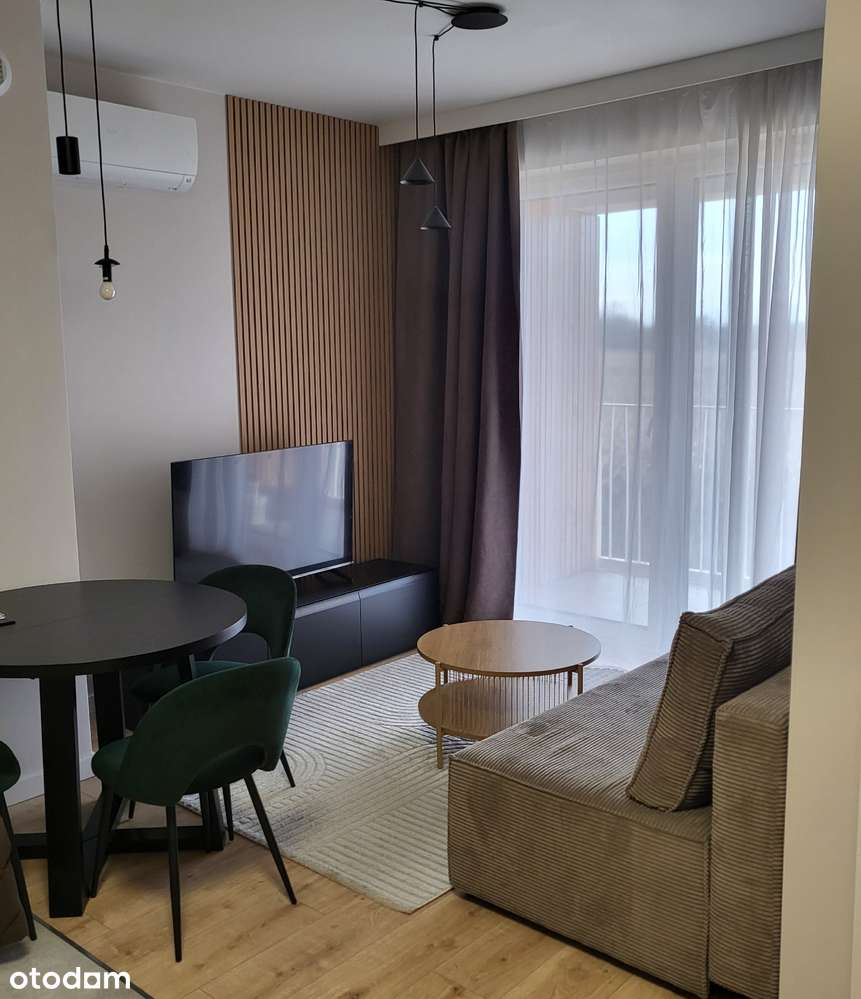 R e z e r w a c j a - Pełny obrazek: 4/16