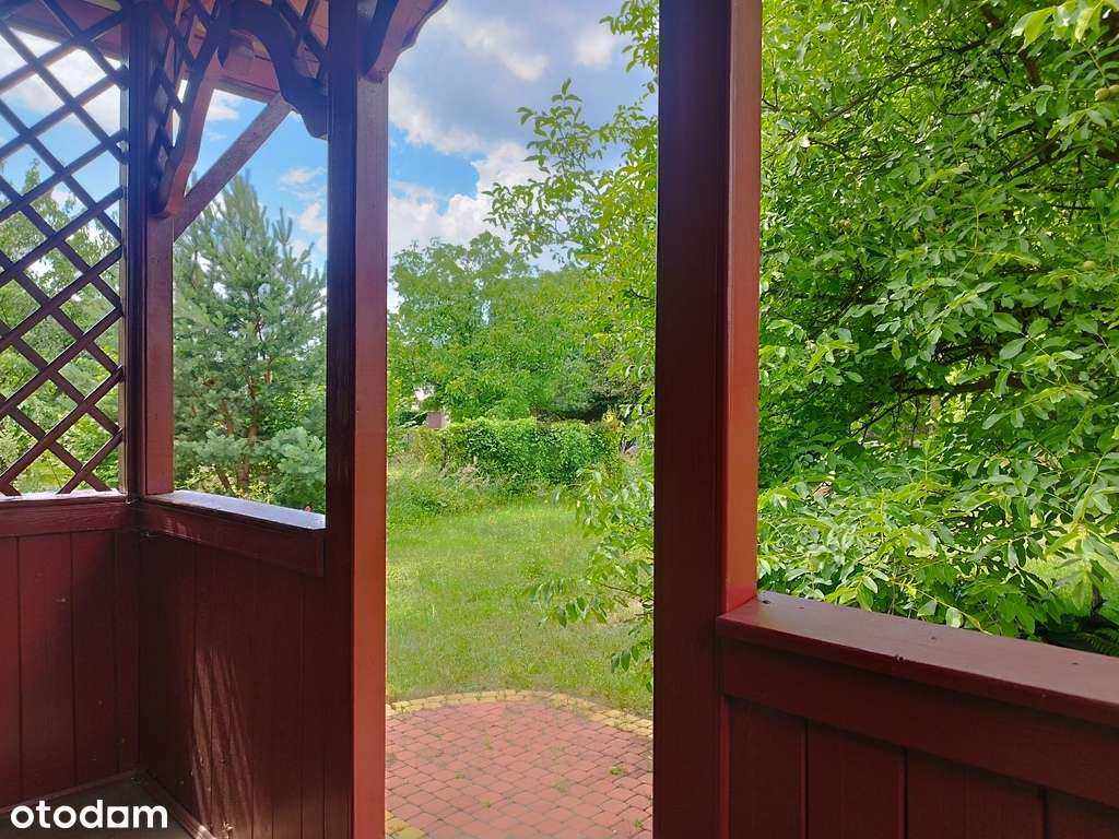 Dom w Kłomnicach z dużym potencjałem!-6