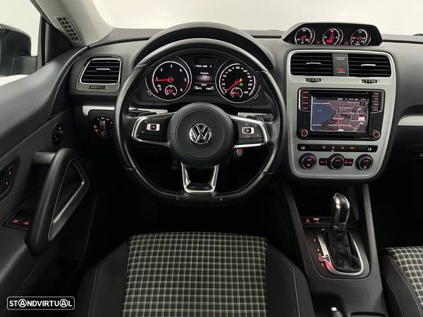 VW Scirocco 2.0 TDI Sport DSG - 15