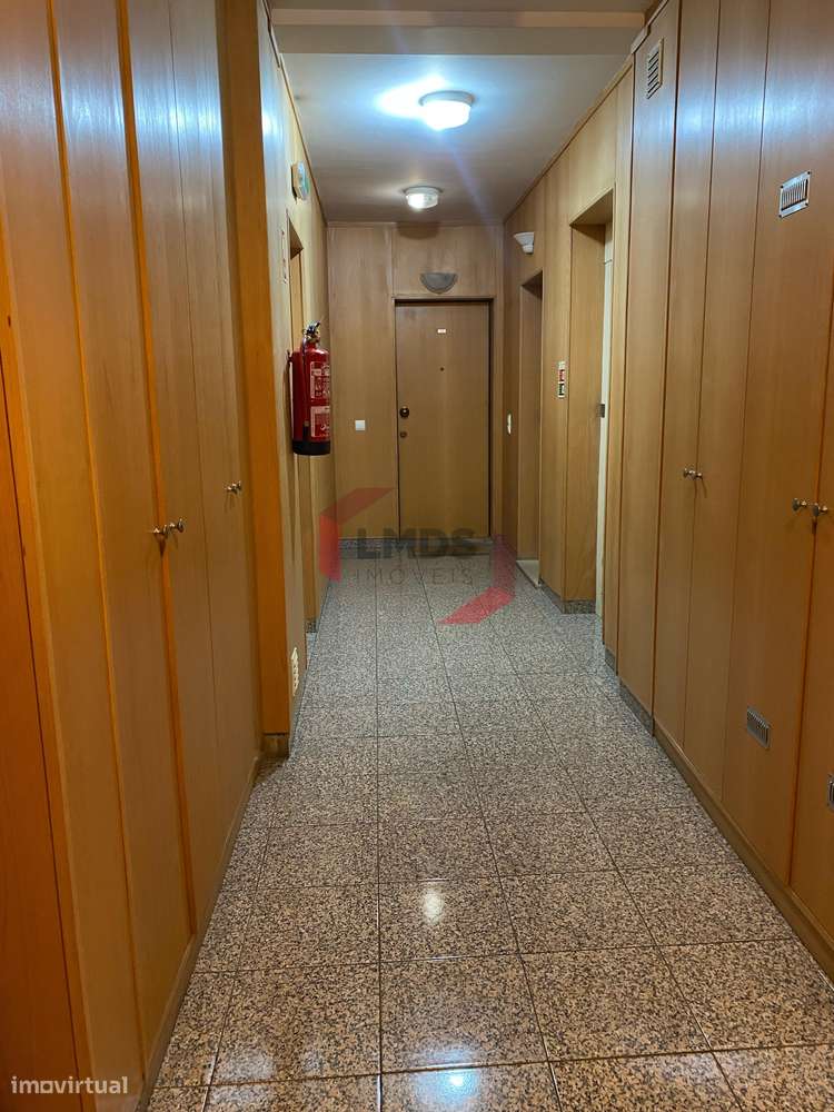 Apartamento T2 em Ermesinde - Grande imagem: 3/22