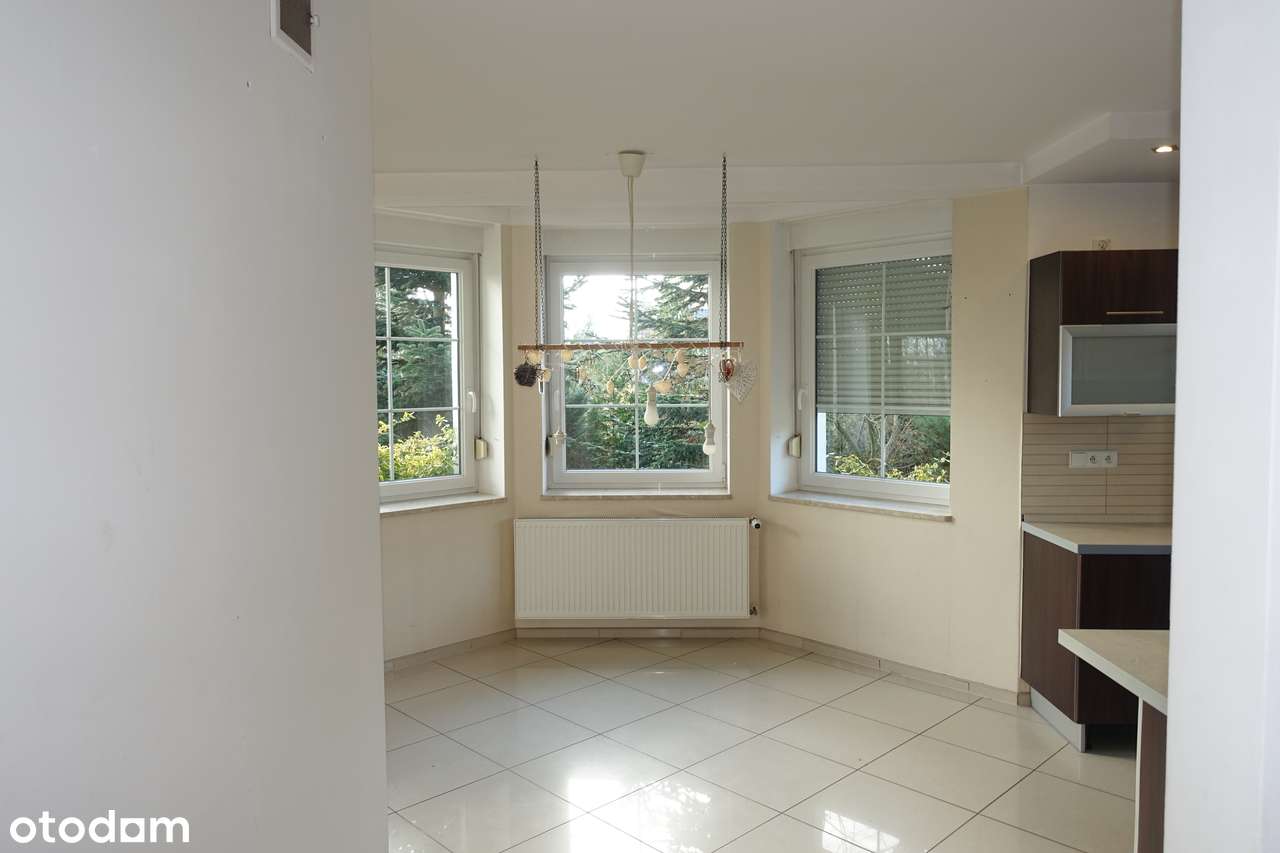 Przestronny Dom Jednorodzinny 200 m² z ogrodem i garażem – Kunowice-5