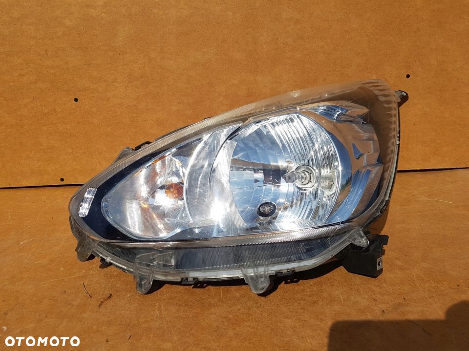 Lampa przod przednia lewa MITSUBISHI SPACESTAR 14- - 1