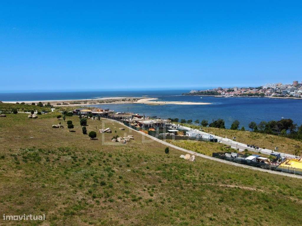 Penthouse T4 em Vila Nova de Gaia na Quinta Marques Gomes-8